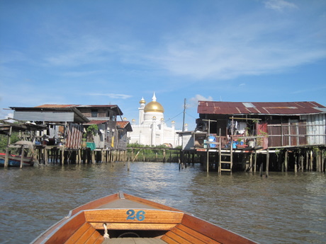 Kampung Ayer and Omar Ali Saifuddin Mosque