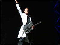 Muse at Glasto 2004